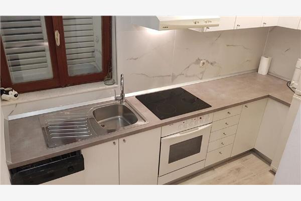 Apartment A4, for 4 persons