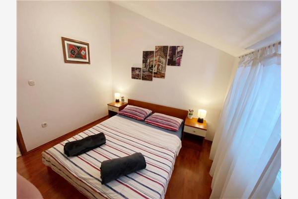 Apartment A4, for 4 persons
