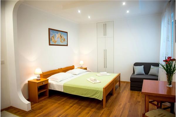 Apartment A2, for 3 persons