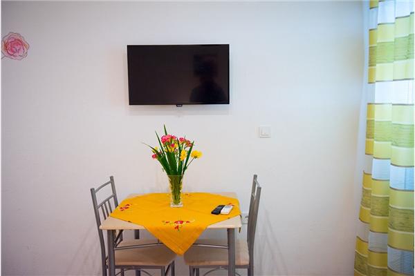 Room S3, for 2 persons