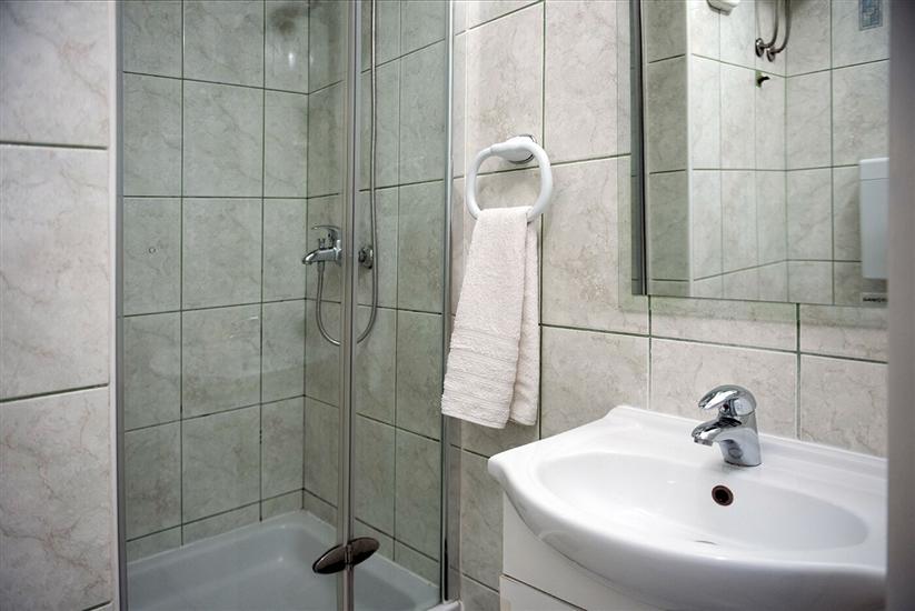 Room S3, for 2 persons