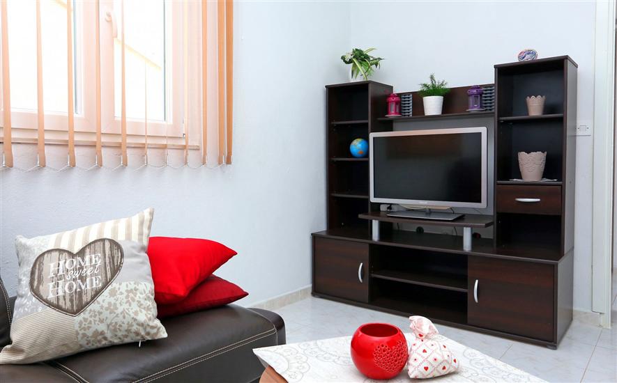 Apartment A1, for 5 persons