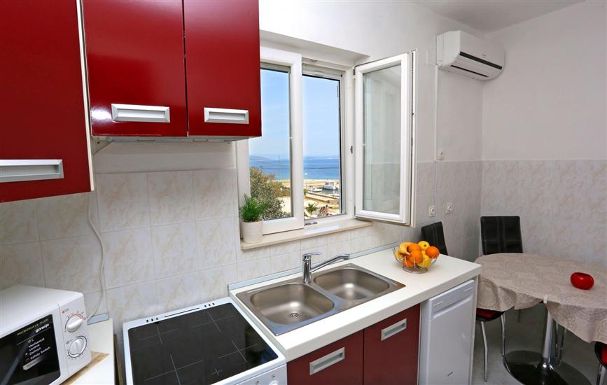 Apartment A1, for 5 persons