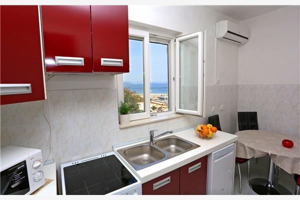 Apartment A1, for 5 persons