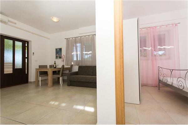 Apartment A1, for 4 persons