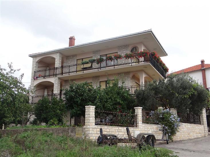 Apartament Bareta