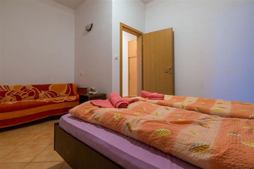 Apartment A5, for 5 persons