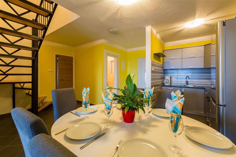 Apartment A4, for 7 persons