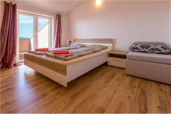 Apartment A4, for 7 persons