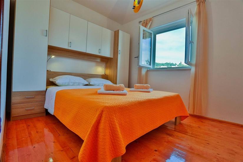 Apartment A5, for 4 persons