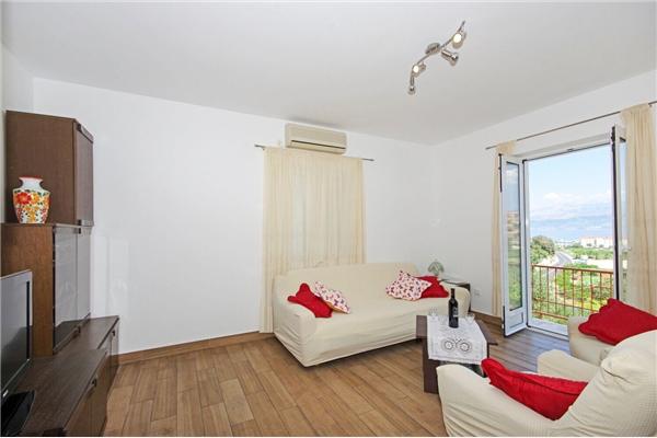 House K1, for 5 persons