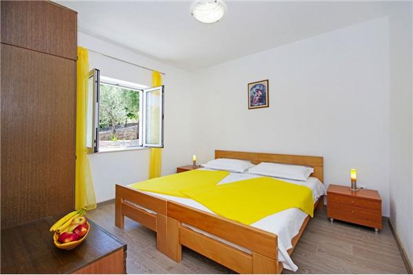 House K1, for 5 persons