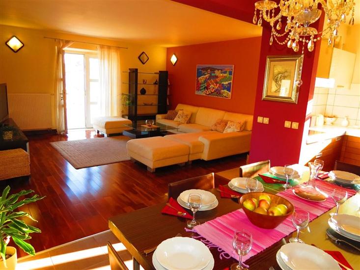 House K1, for 8 persons