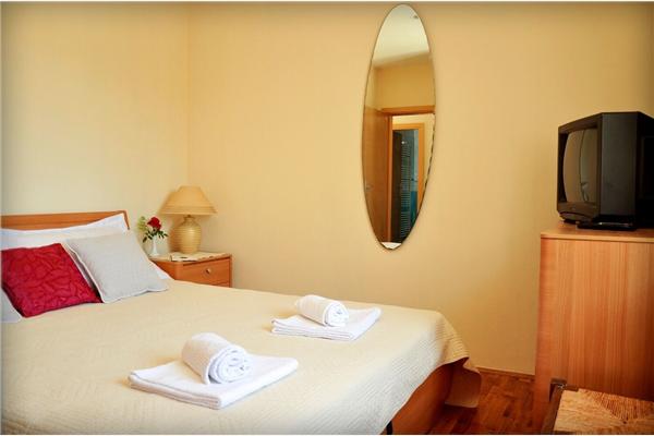 House K1, for 8 persons