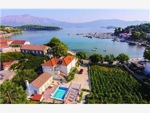 Huis Villa Barakokula Lumbarda - eiland Korcula, Lucht afstand tot de zee 150 m, Lucht afstand naar het centrum 50 m