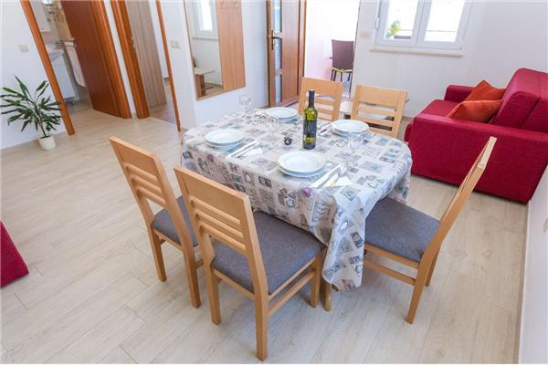 Apartment A5, for 4 persons