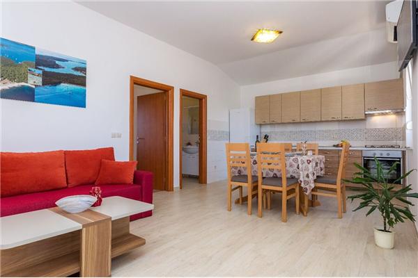 Apartment A6, for 4 persons