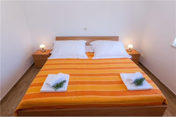 Apartment A6, for 4 persons