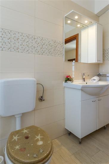 Apartment A6, for 4 persons