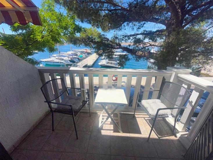 Apartment A1, for 3 persons