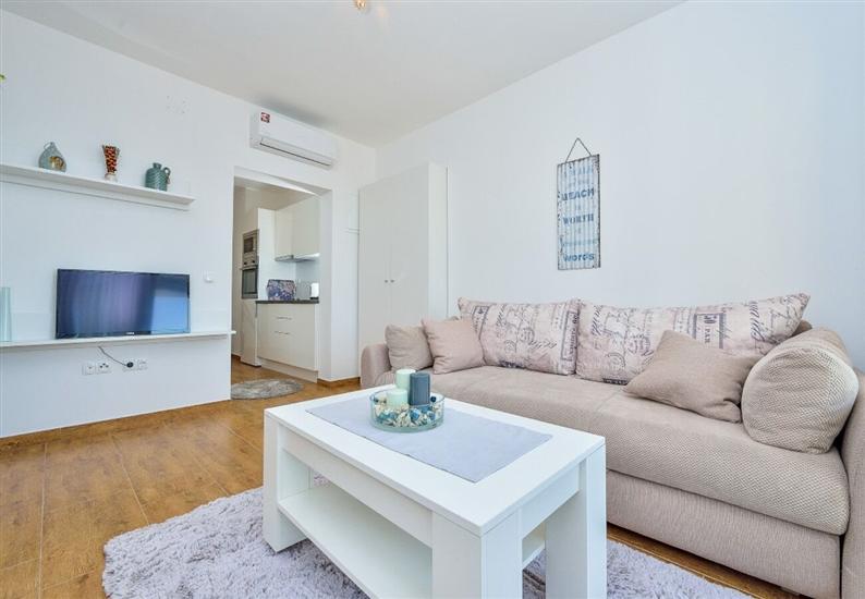 Apartment A3, for 3 persons