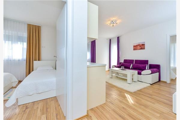 Apartment A4, for 5 persons