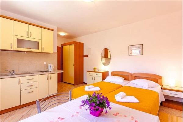 Apartment A1, for 2 persons
