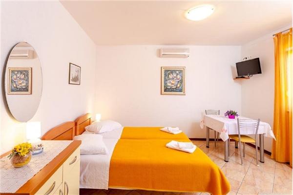 Apartment A1, for 2 persons