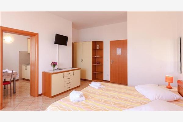 Apartment A6, for 3 persons