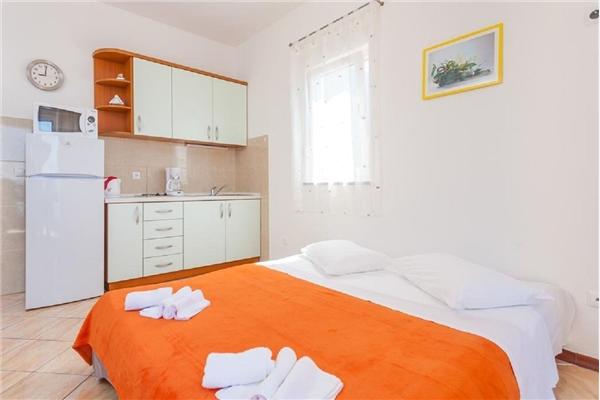 Apartment A7, for 4 persons
