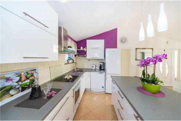 House K1, for 12 persons