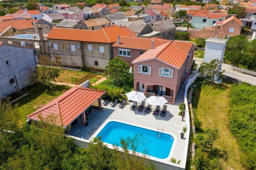 House Luxury Villa with pool