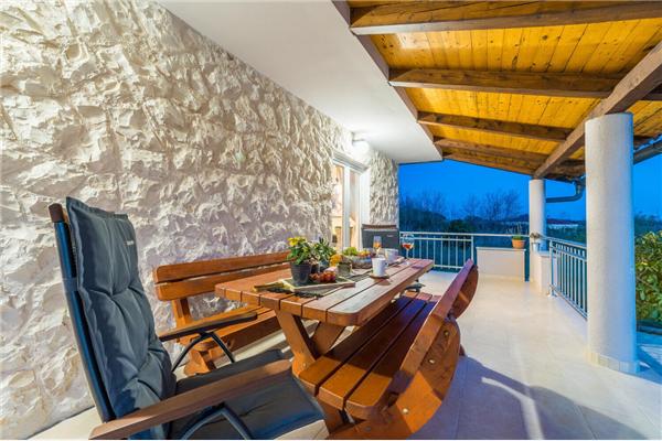 House K1, for 8 persons