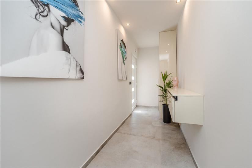 House K1, for 8 persons