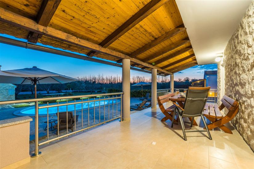 House Oasis Village Villa