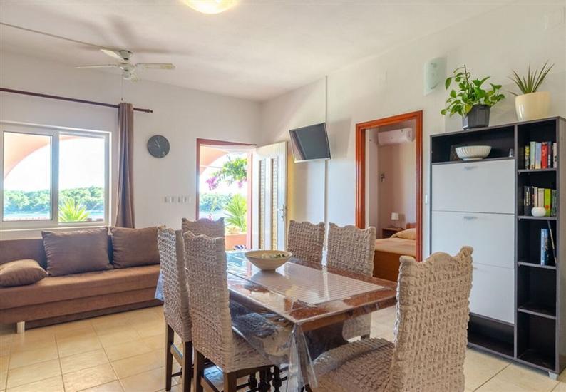 Apartment A1, for 6 persons