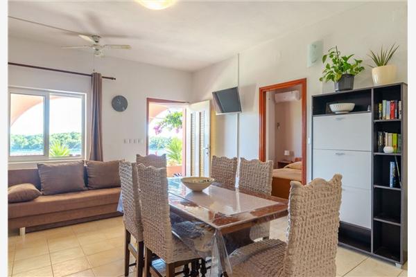 Apartment A1, for 6 persons