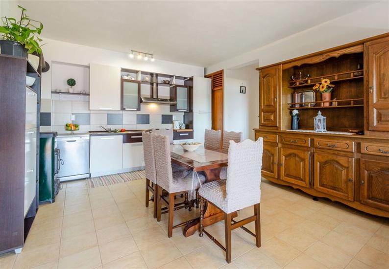 Apartment A1, for 6 persons