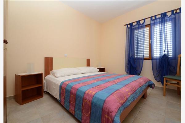 Apartment A2, for 4 persons