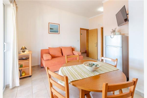 Apartment A4, for 5 persons