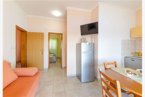 Apartment A4, for 5 persons