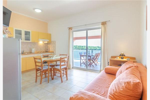 Apartment A4, for 5 persons