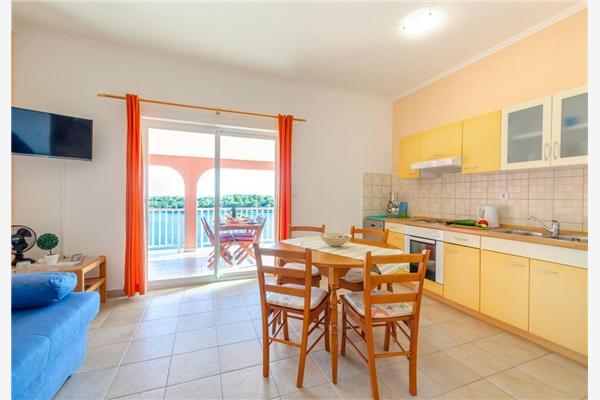 Apartment A5, for 4 persons