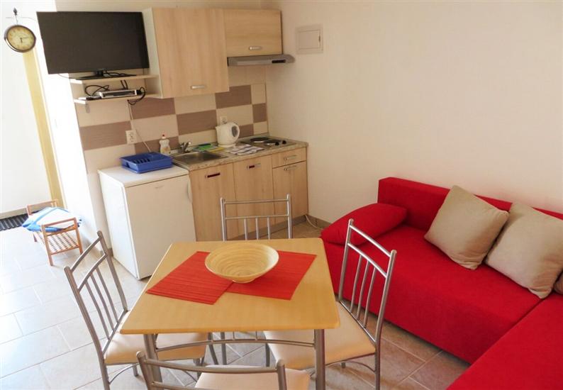 Apartment A2, for 5 persons