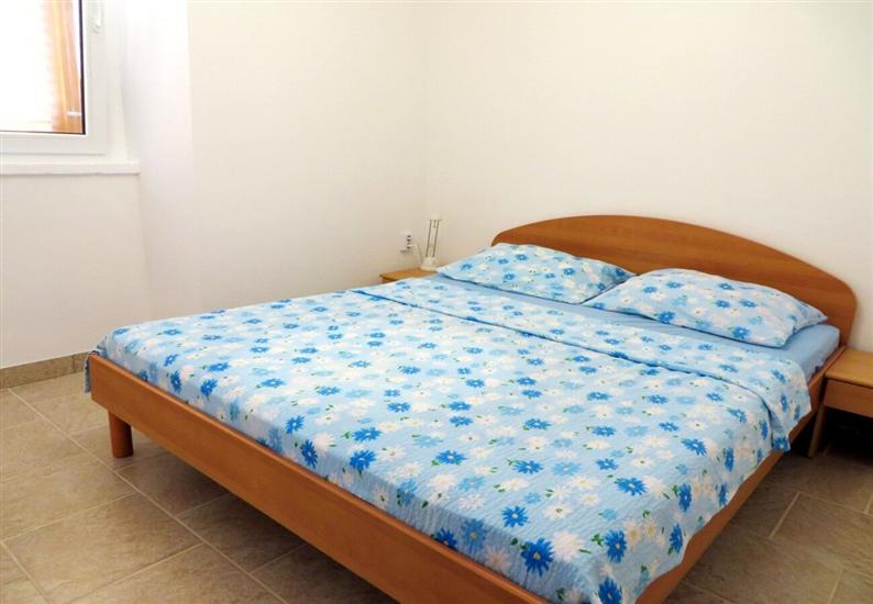 Apartment A2, for 5 persons