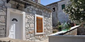 Apartament - Veli Rat (Dugi otok)