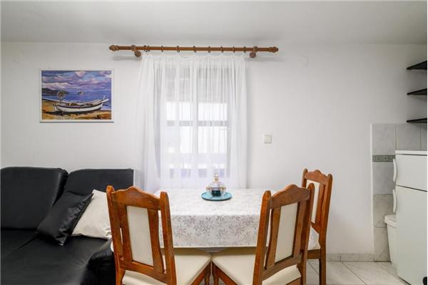 Apartment A1, for 3 persons