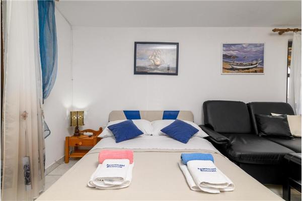 Apartment A1, for 3 persons