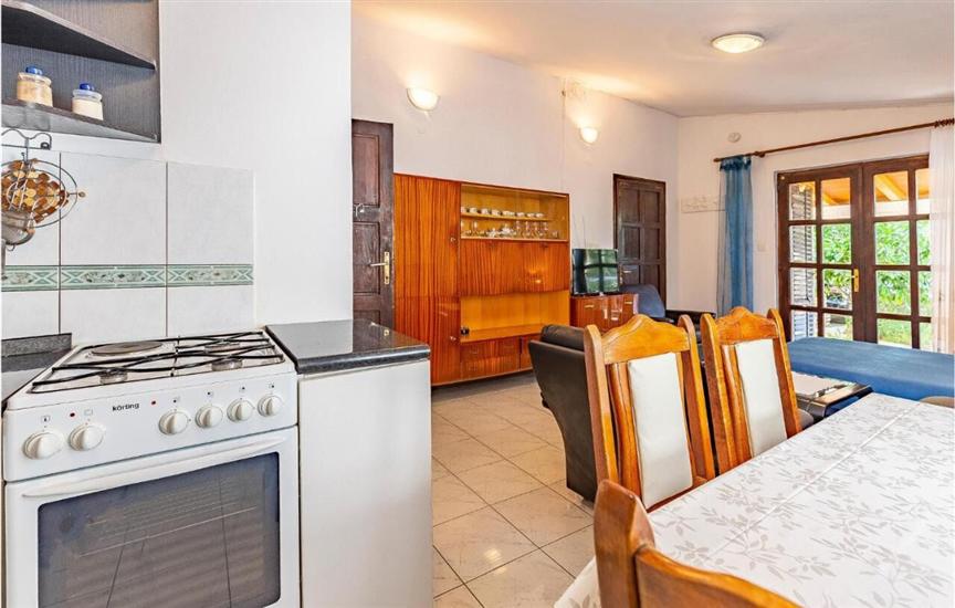 Apartment A1, for 3 persons