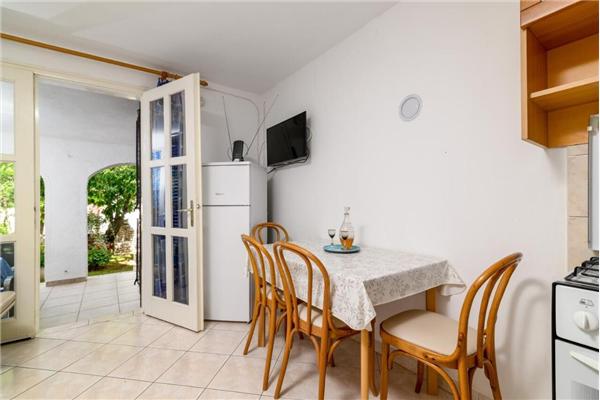 Apartment A2, for 4 persons